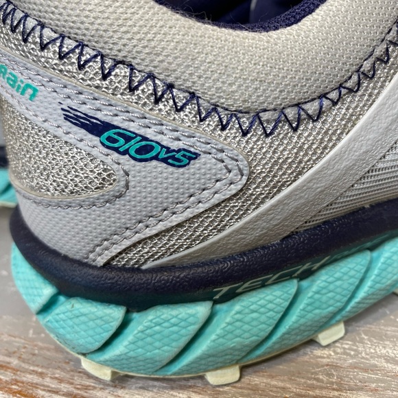 New Balance 610v5 trail running shoe sneakers Gray nSilver 8B - Picture 6 of 12